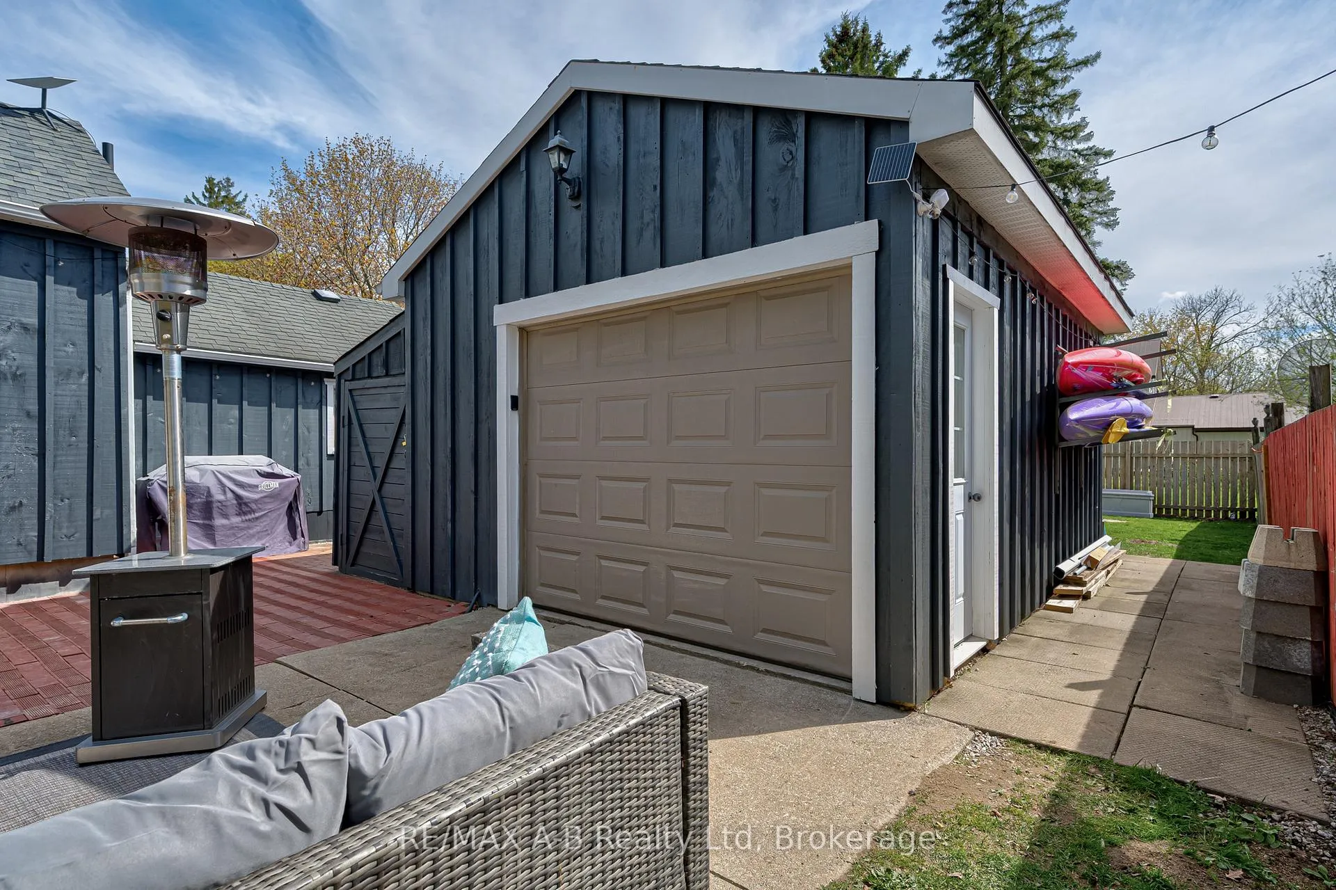 Photo 49 of 40 Blenheim Street, West Perth, Mitchell — HOMEH
