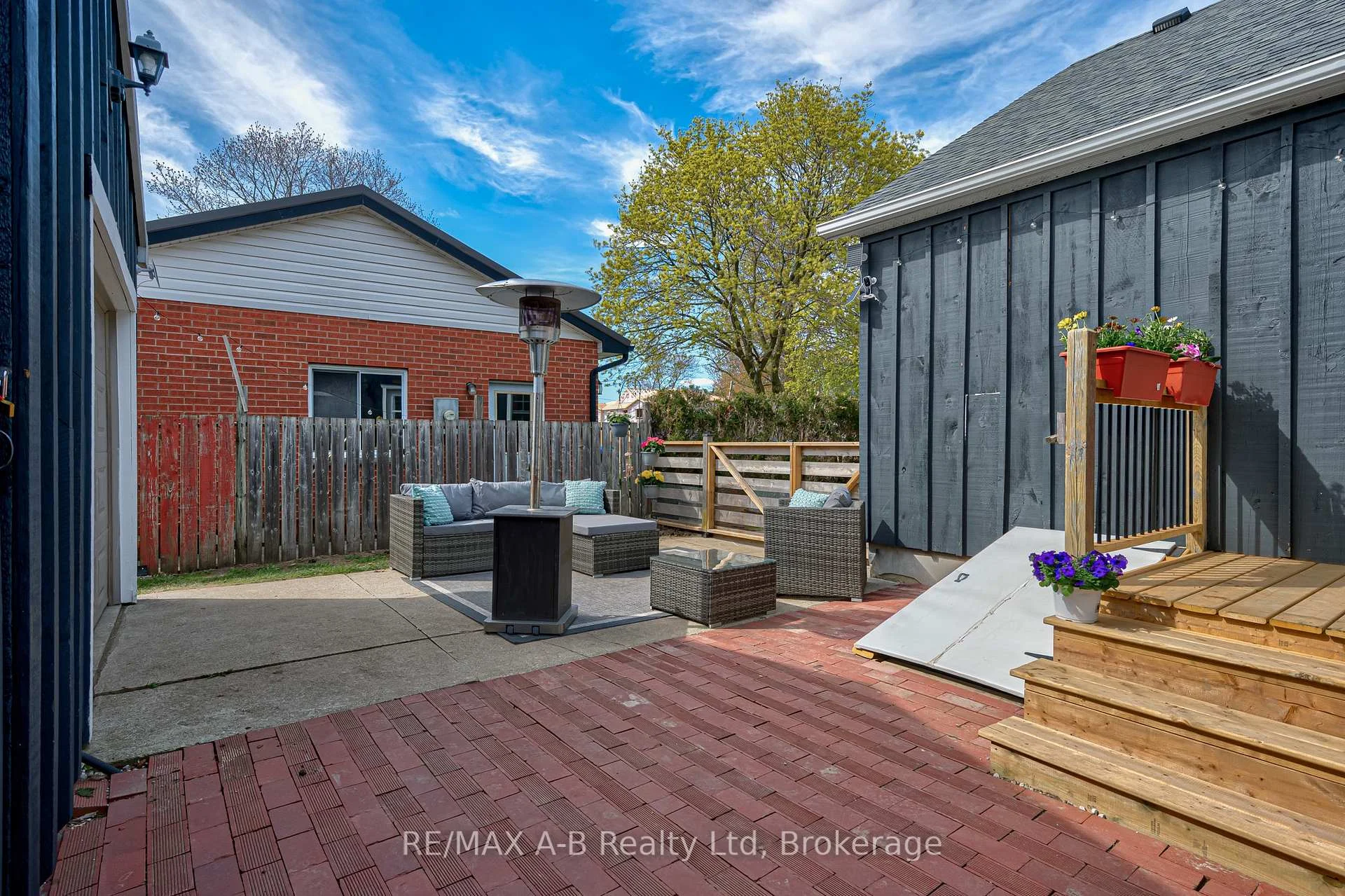 Photo 41 of 40 Blenheim Street, West Perth, Mitchell — HOMEH