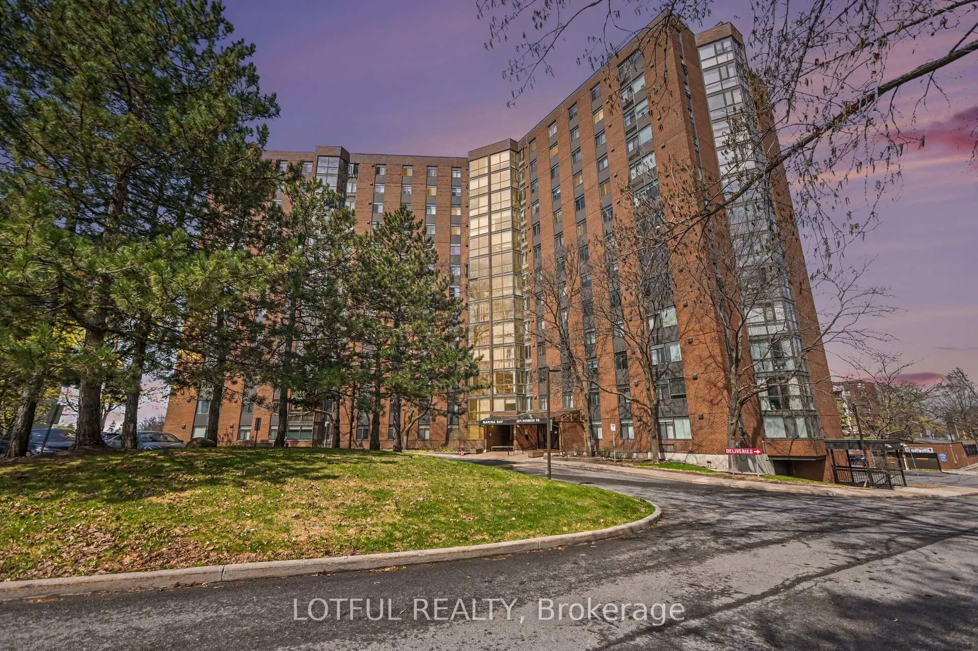 Photo 1 of Unit 1114, 2871 Richmond Road, Ottawa, Britannia Heights — HOMEH
