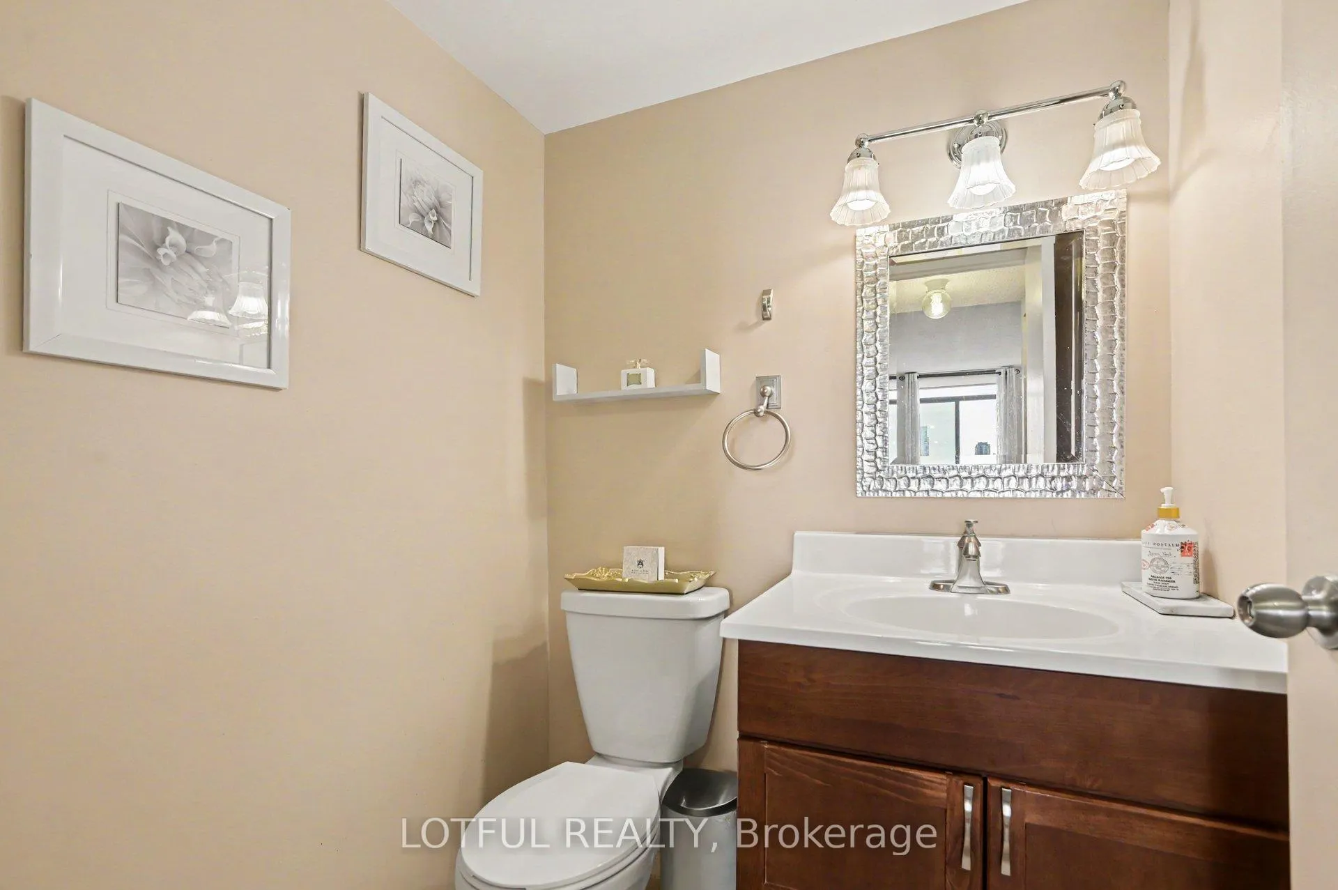 Photo 15 of Unit 1114, 2871 Richmond Road, Ottawa, Britannia Heights — HOMEH