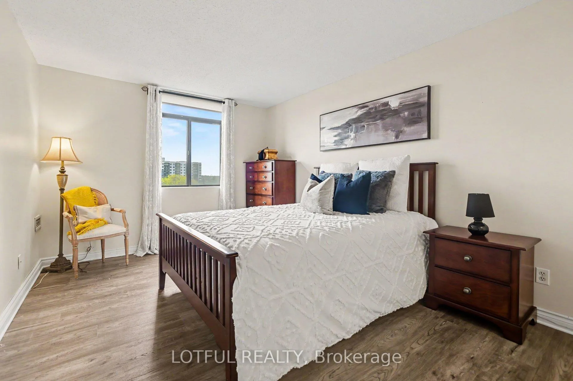 Photo 16 of Unit 1114, 2871 Richmond Road, Ottawa, Britannia Heights — HOMEH