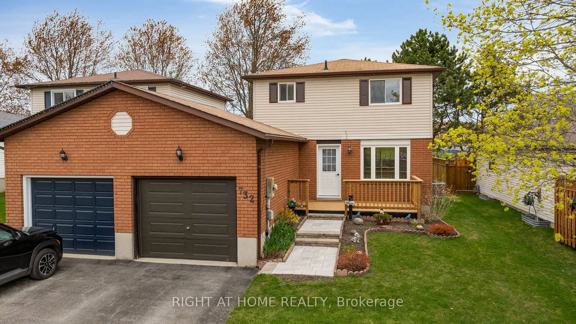 Photo 31 of 732 Frazer Drive S, Midland — HOMEH