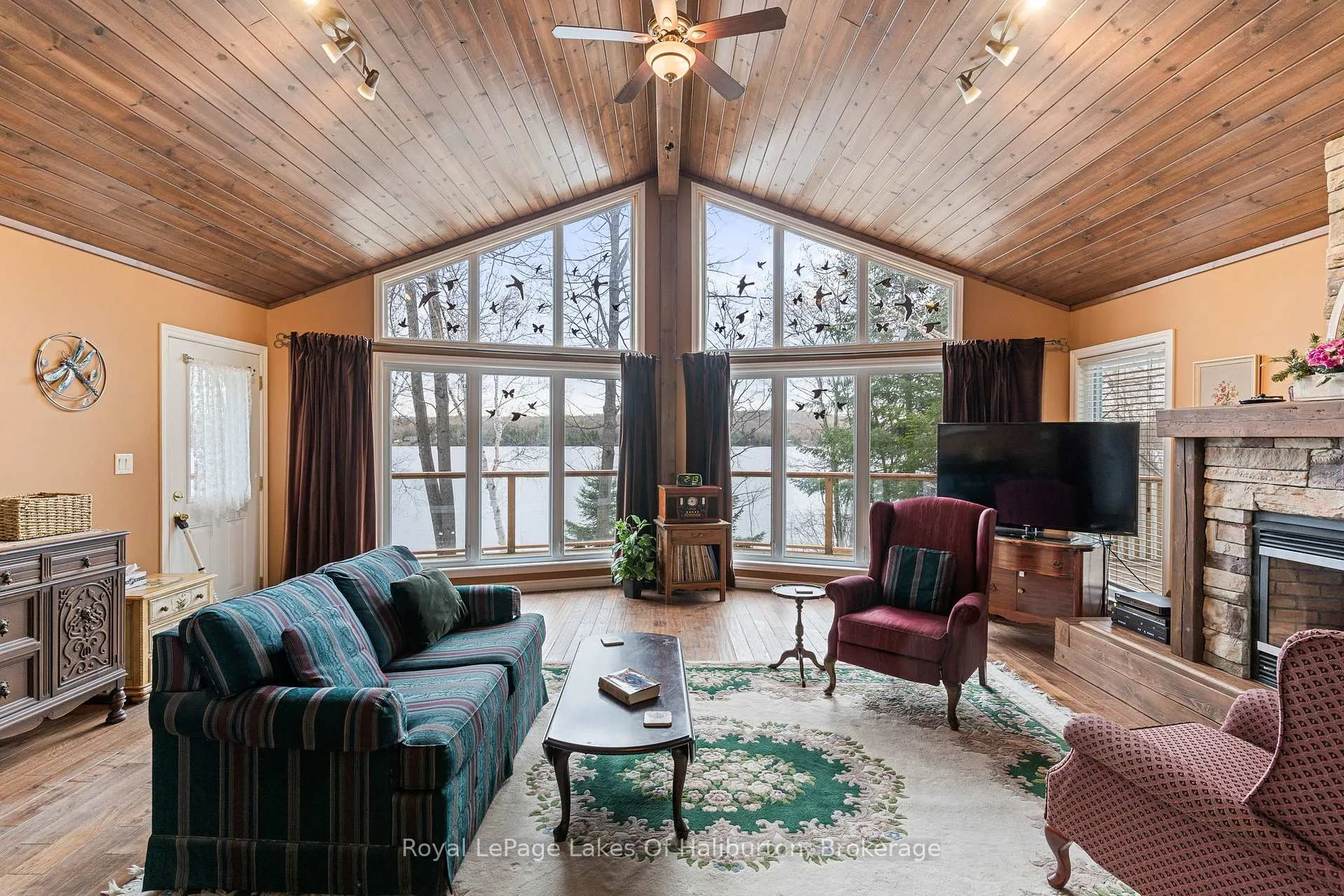 Photo 19 of 1384 North Shore Road, Algonquin Highlands, Stanhope — HOMEH