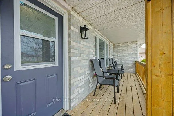 Photo 4 of 14 Sanders Court, St. Thomas — HOMEH