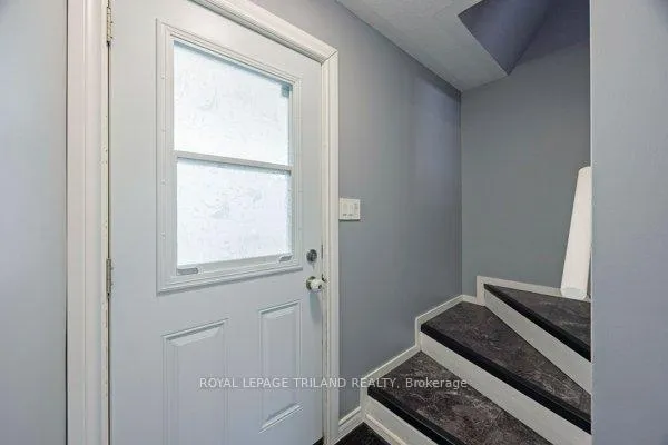 Photo 5 of 14 Sanders Court, St. Thomas — HOMEH