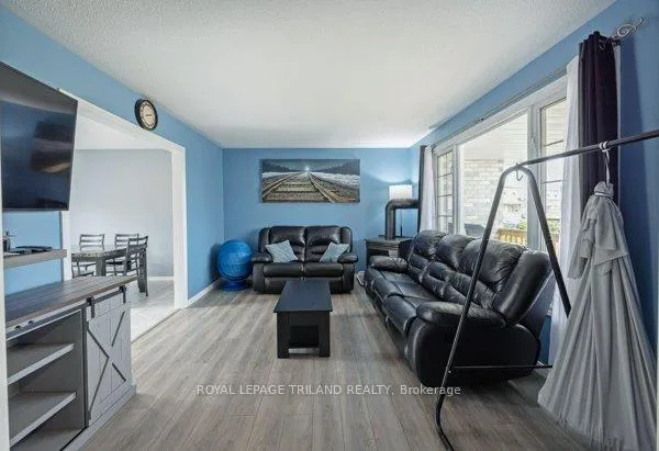 Photo 7 of 14 Sanders Court, St. Thomas — HOMEH