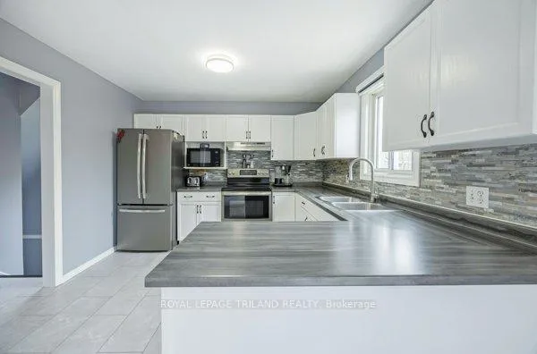 Photo 12 of 14 Sanders Court, St. Thomas — HOMEH