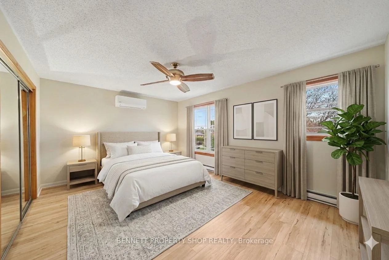 Photo 12 of 22 Poole Creek Crescent, Ottawa, Fringewood — HOMEH