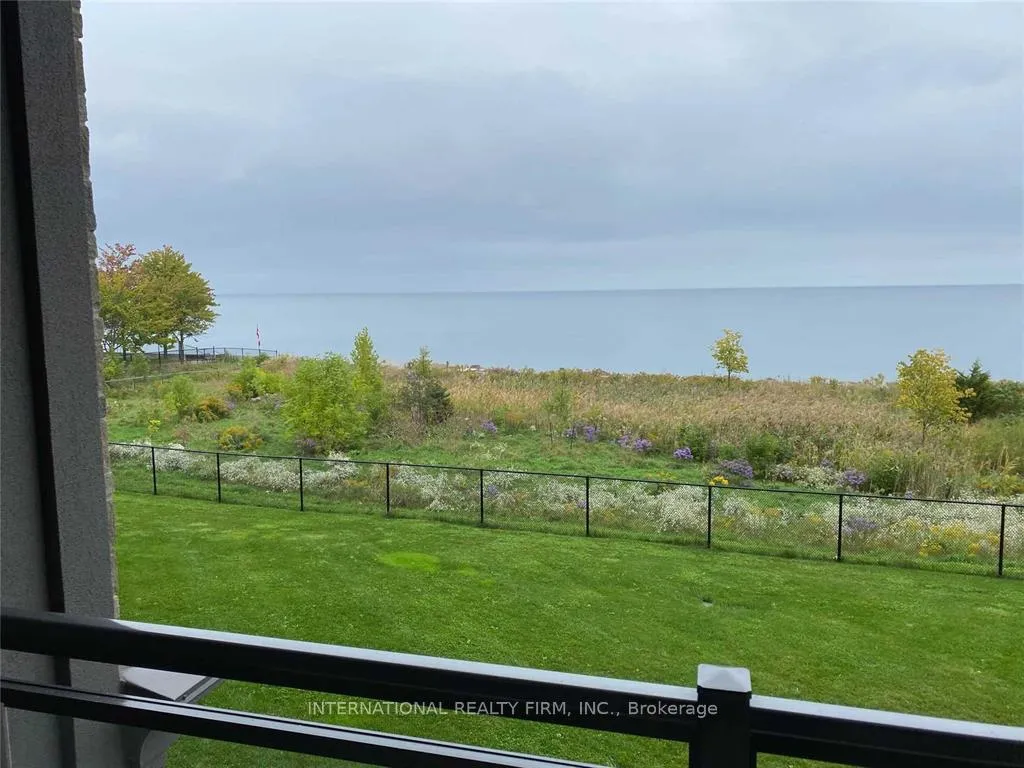 Photo 3 of Unit 233, 35 Southshore Crescent, Hamilton, Lakeshore — HOMEH