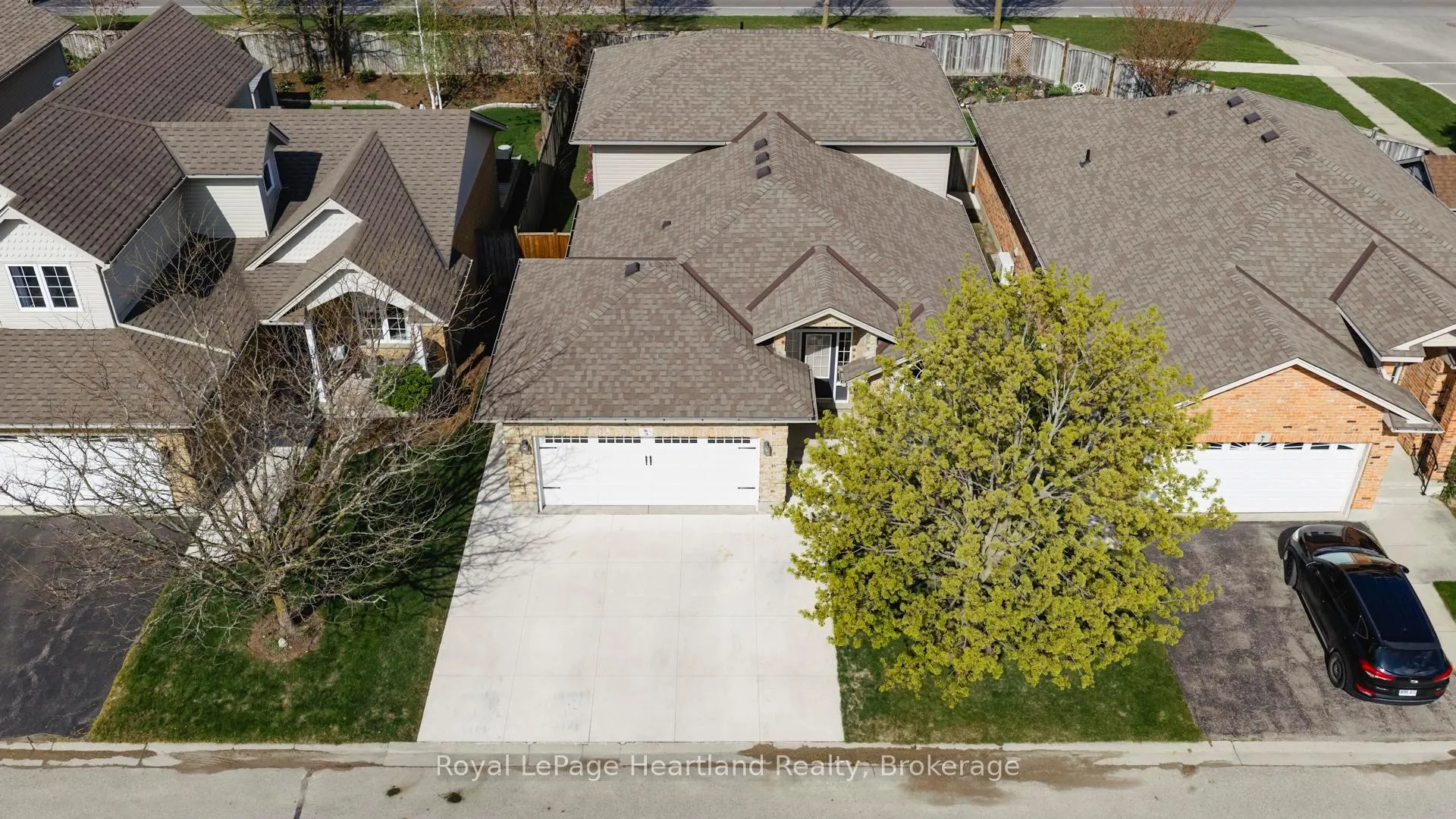 Photo 3 of 3-59 Eagle Drive, Stratford — HOMEH