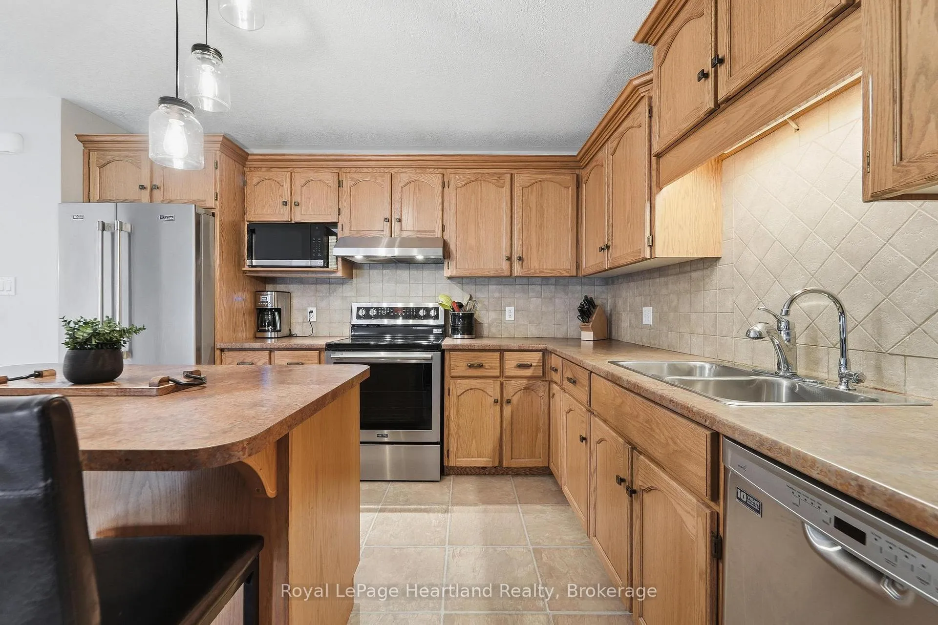 Photo 16 of 3-59 Eagle Drive, Stratford — HOMEH