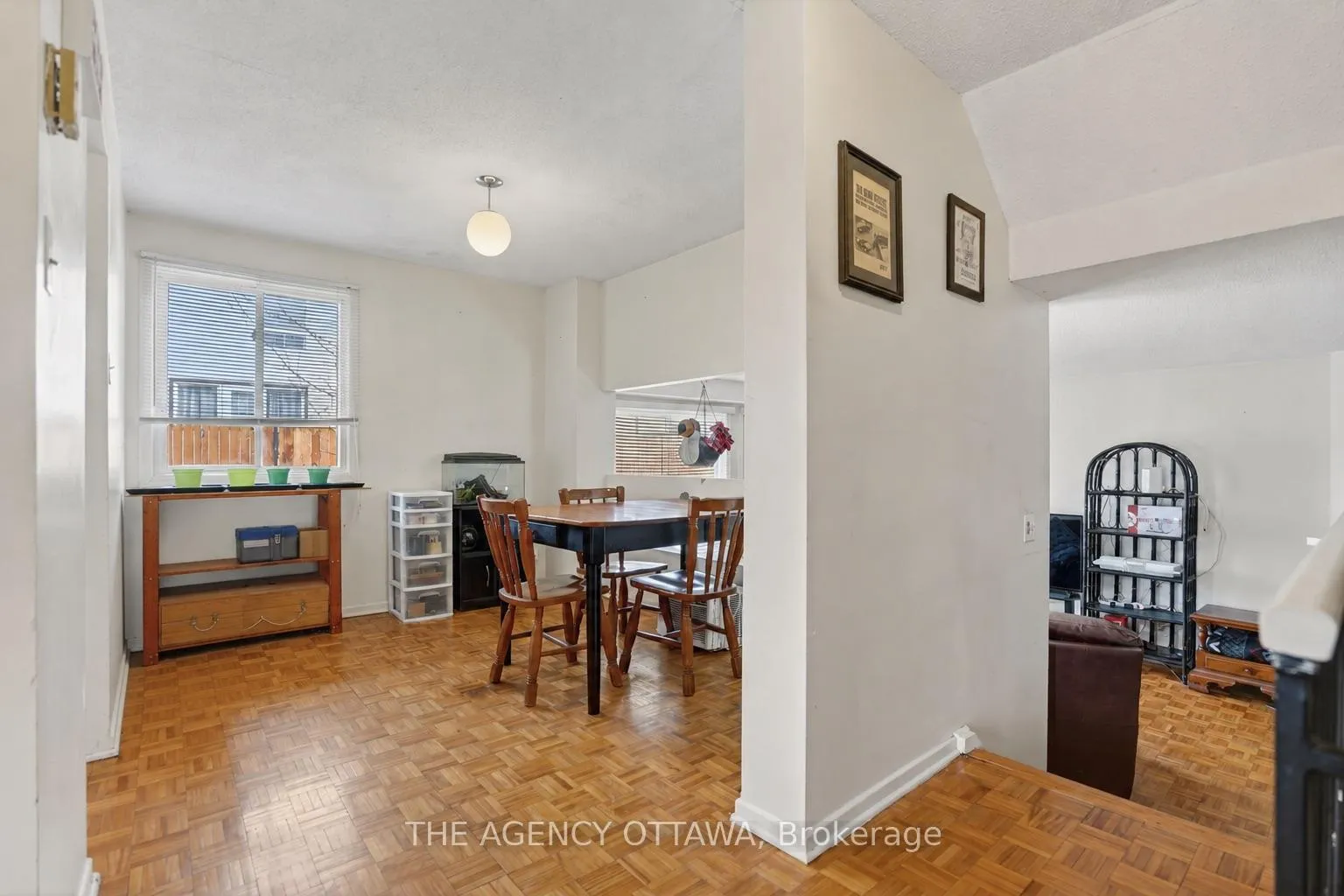 Photo 8 of Unit D, 5 Vanessa Terrace, Ottawa, Barrhaven - Pheasant Run — HOMEH