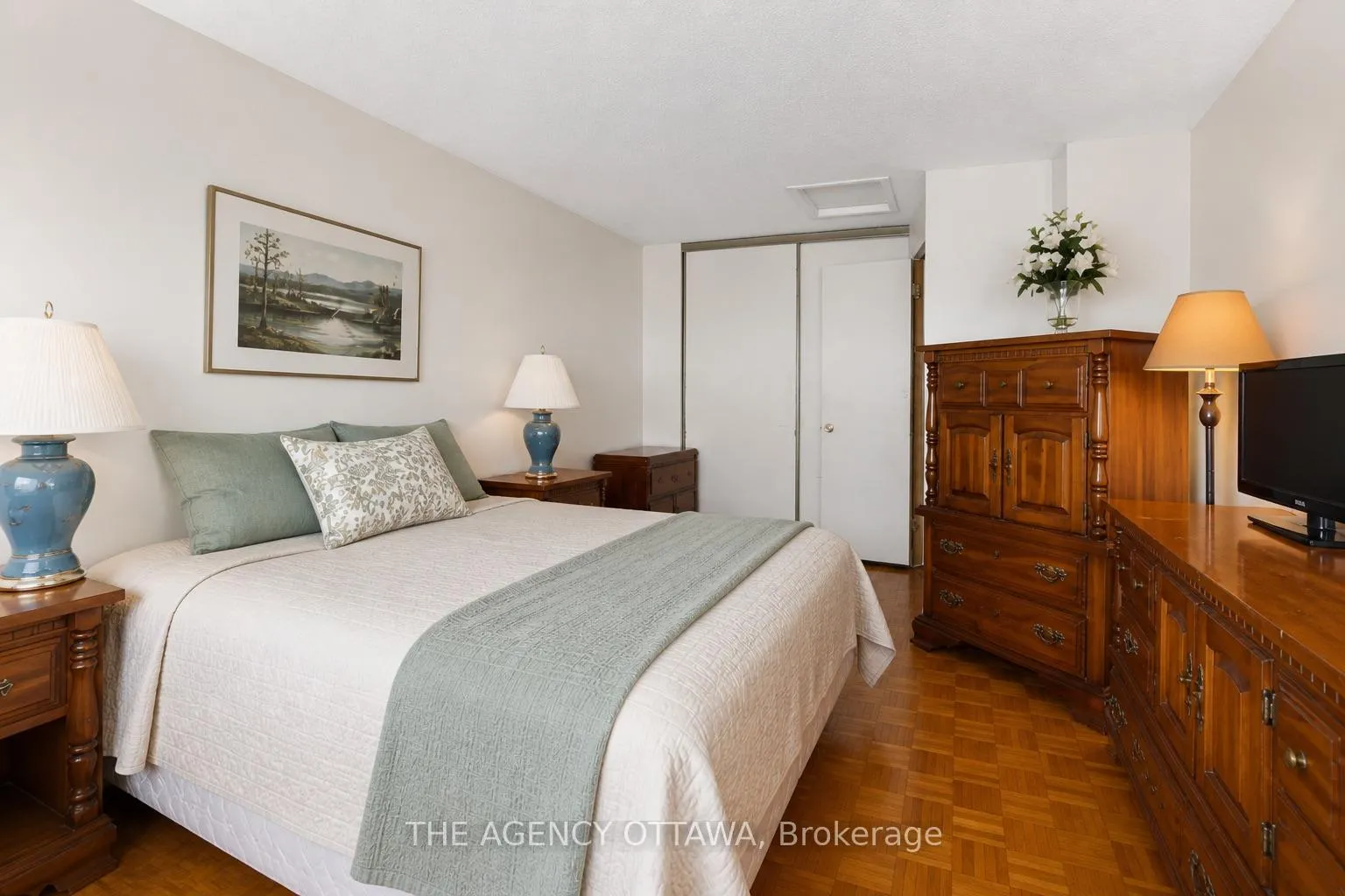 Photo 24 of Unit D, 5 Vanessa Terrace, Ottawa, Barrhaven - Pheasant Run — HOMEH