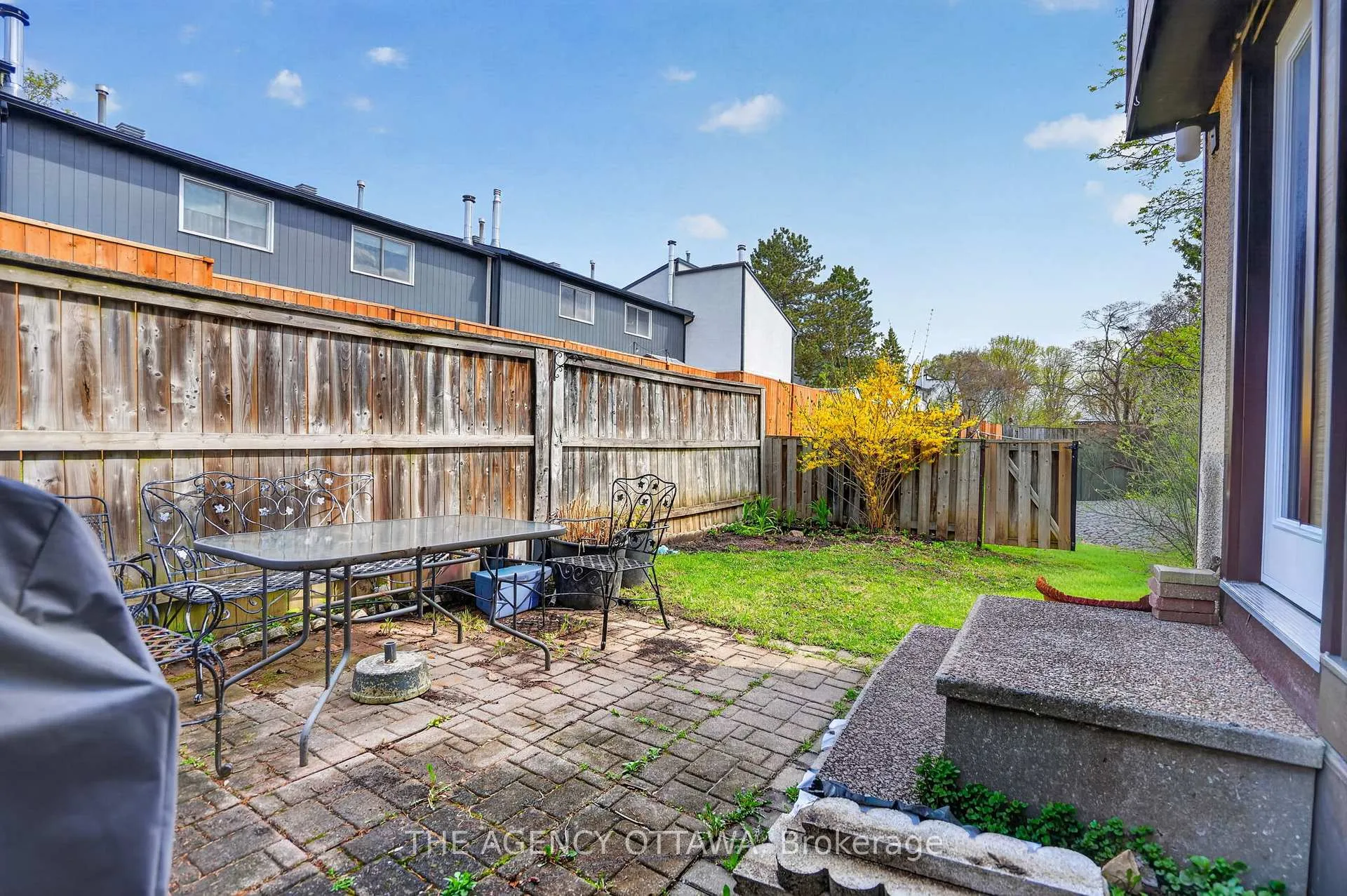 Photo 49 of Unit D, 5 Vanessa Terrace, Ottawa, Barrhaven - Pheasant Run — HOMEH