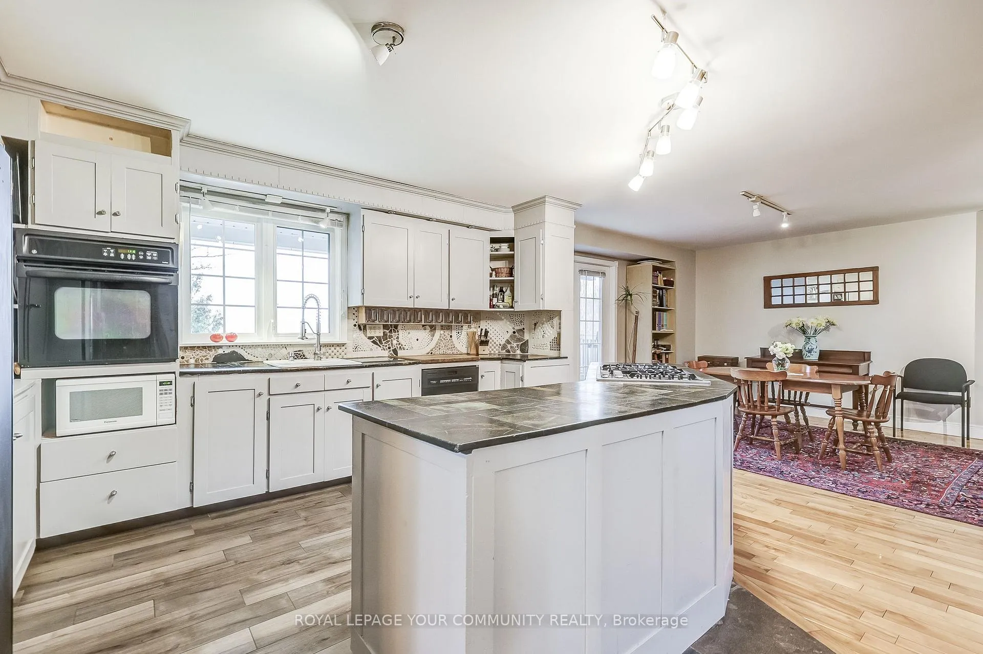 Photo 7 of 13020 Concession Road 5, Uxbridge — HOMEH