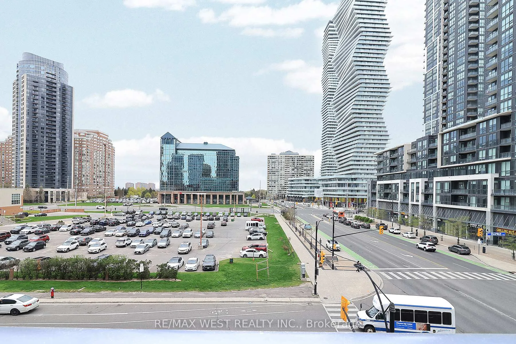 Photo 17 of Unit 412, 4065 Confederation Parkway, Mississauga, City Centre — HOMEH