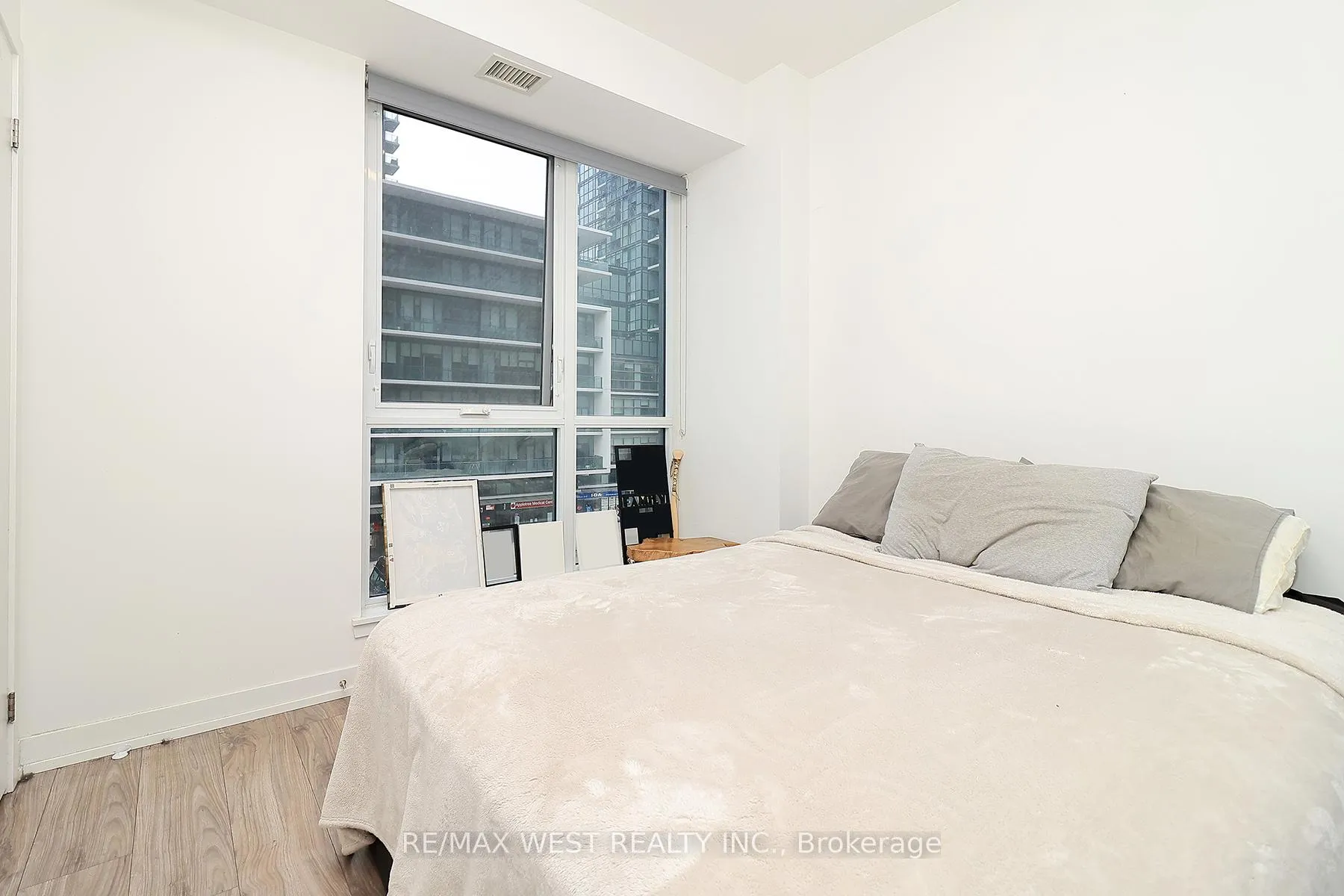 Photo 20 of Unit 412, 4065 Confederation Parkway, Mississauga, City Centre — HOMEH