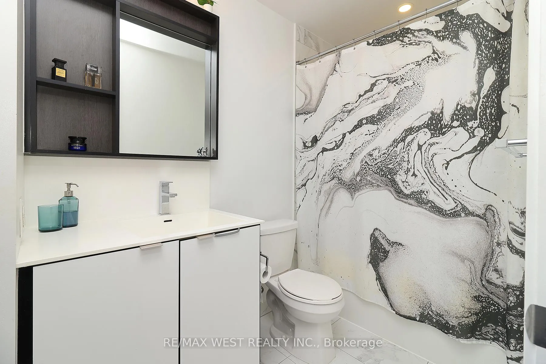 Photo 21 of Unit 412, 4065 Confederation Parkway, Mississauga, City Centre — HOMEH