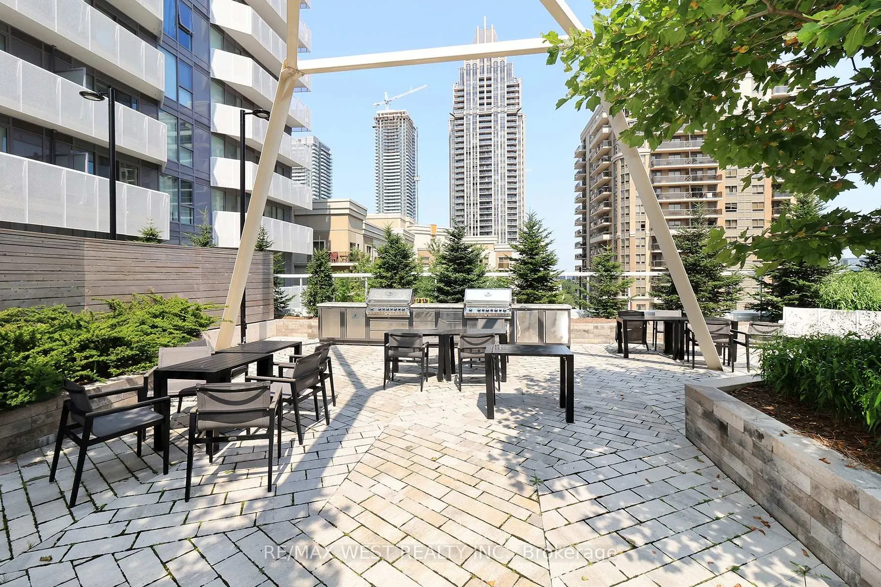 Photo 34 of Unit 412, 4065 Confederation Parkway, Mississauga, City Centre — HOMEH