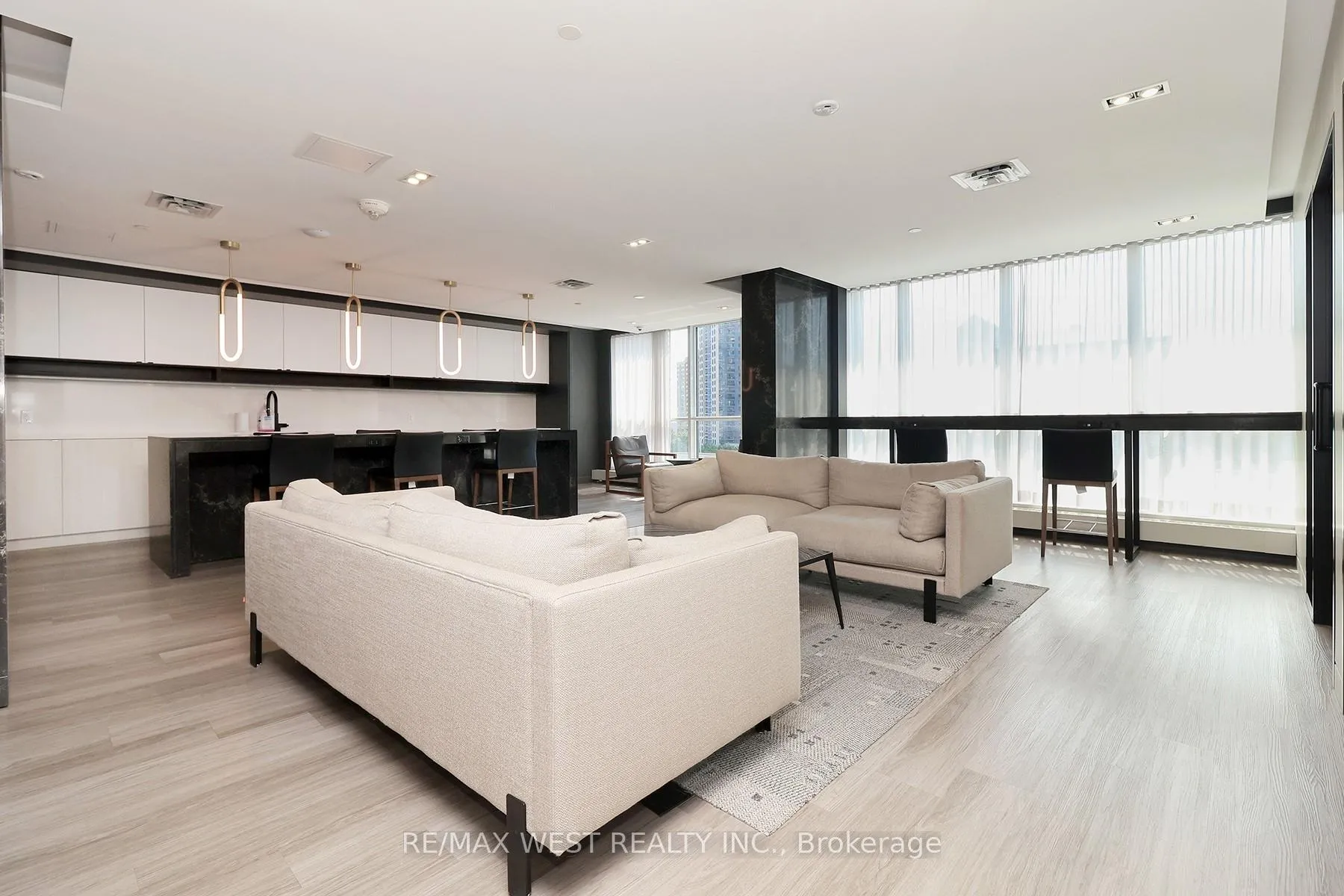 Photo 35 of Unit 412, 4065 Confederation Parkway, Mississauga, City Centre — HOMEH