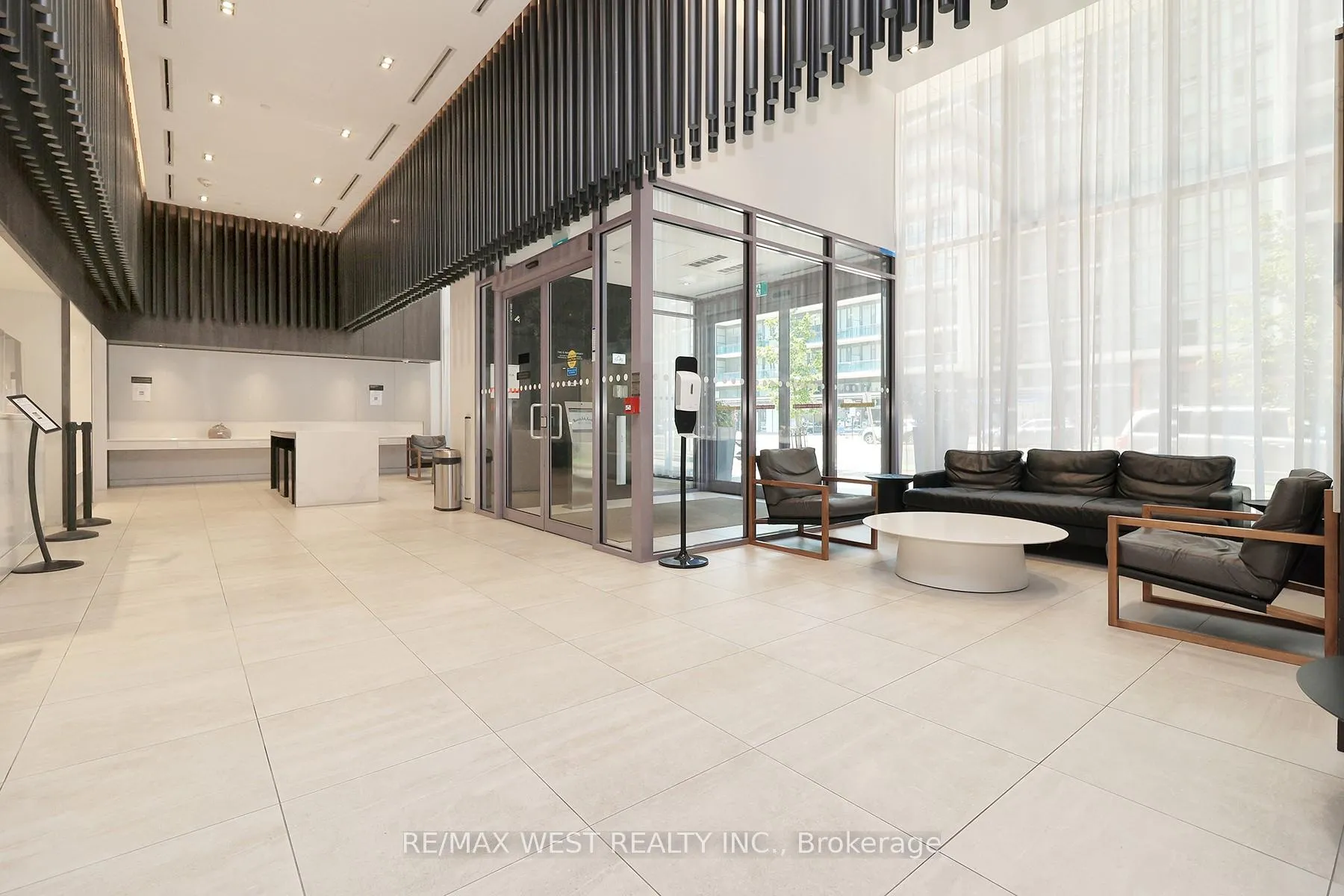 Photo 37 of Unit 412, 4065 Confederation Parkway, Mississauga, City Centre — HOMEH