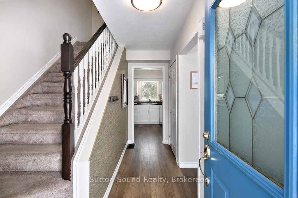 Photo 5 of 468 8th Avenue E, Owen Sound — HOMEH