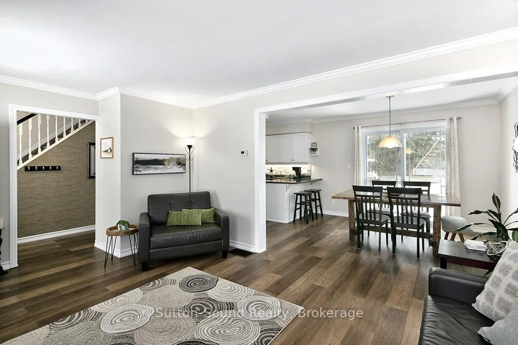 Photo 9 of 468 8th Avenue E, Owen Sound — HOMEH