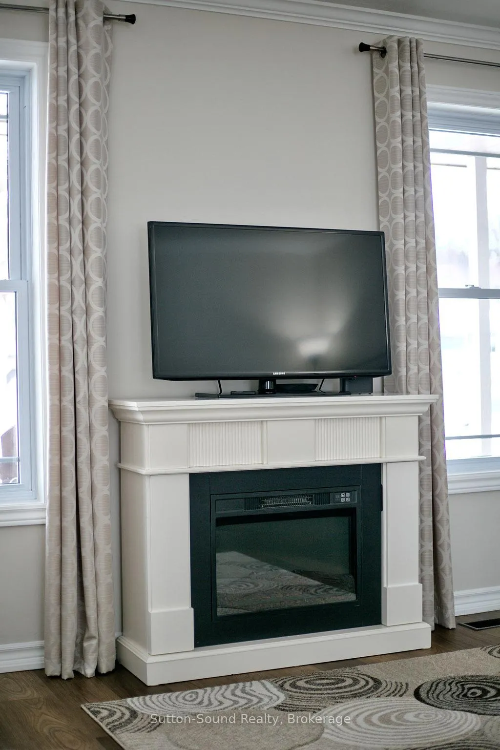Photo 13 of 468 8th Avenue E, Owen Sound — HOMEH