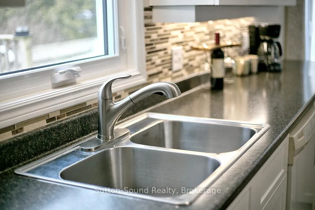 Photo 17 of 468 8th Avenue E, Owen Sound — HOMEH