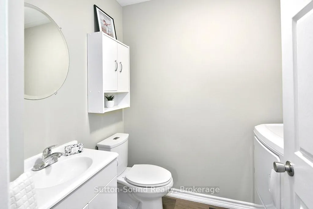 Photo 18 of 468 8th Avenue E, Owen Sound — HOMEH