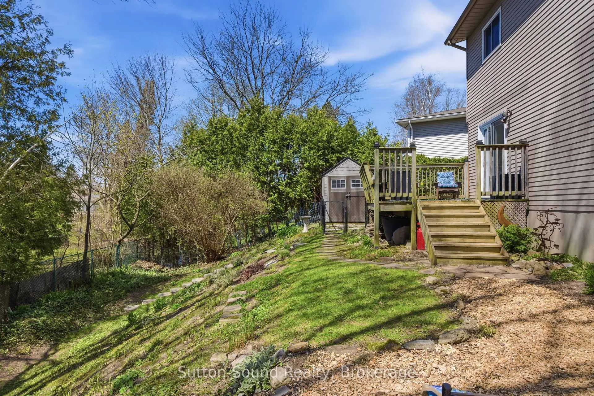 Photo 40 of 468 8th Avenue E, Owen Sound — HOMEH