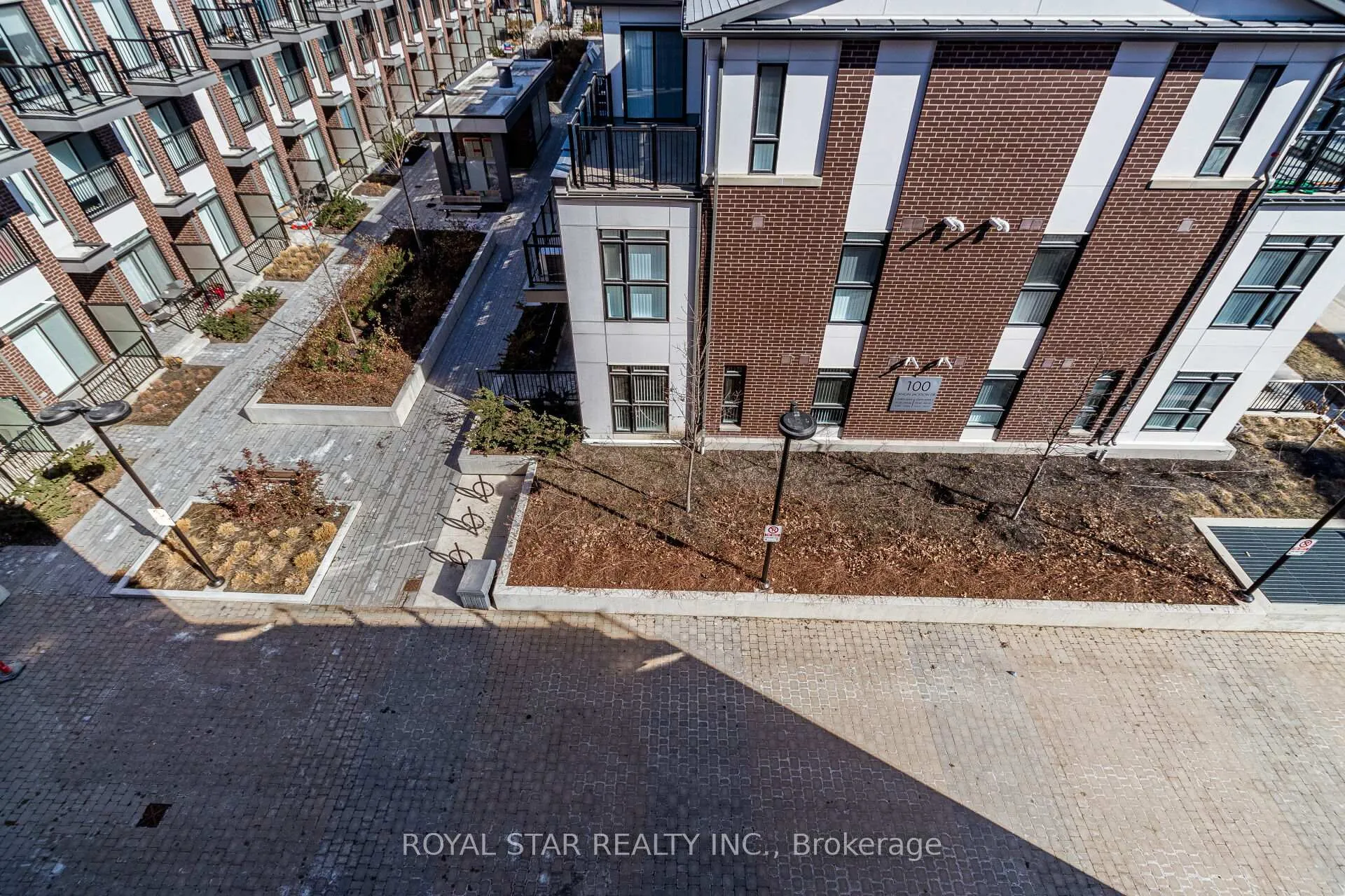 Photo 46 of Unit 401, 120 Canon Jackson Drive, North York, Beechborough-Greenbrook — HOMEH
