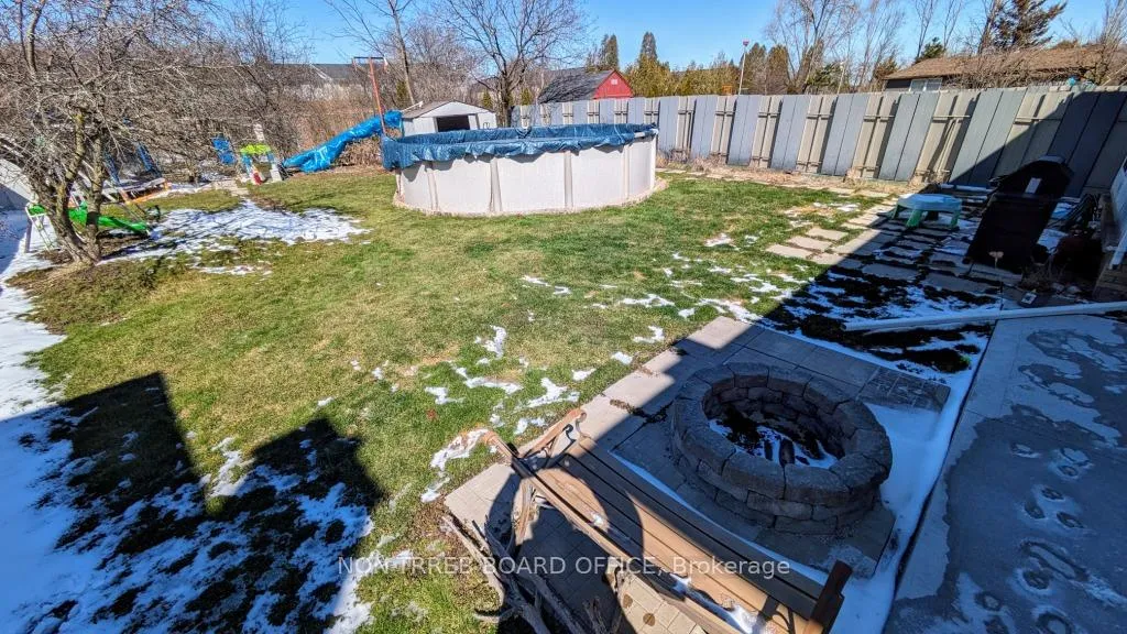 Photo 9 of 32 Albion Falls Boulevard, Hamilton, Trenholme — HOMEH
