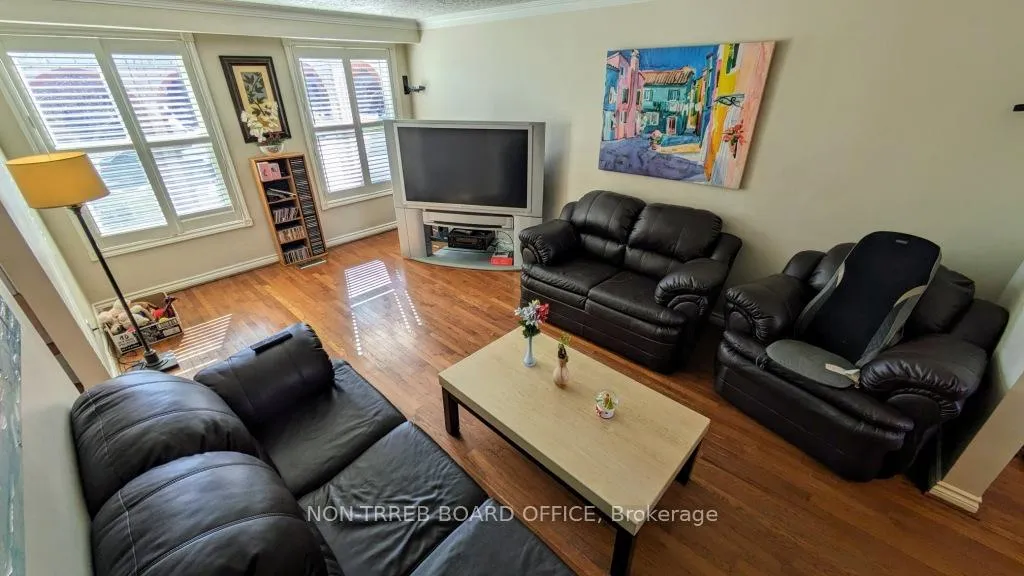 Photo 17 of 32 Albion Falls Boulevard, Hamilton, Trenholme — HOMEH