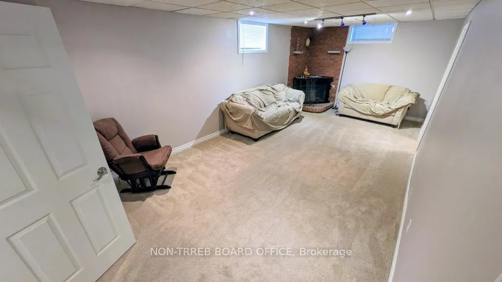 Photo 31 of 32 Albion Falls Boulevard, Hamilton, Trenholme — HOMEH