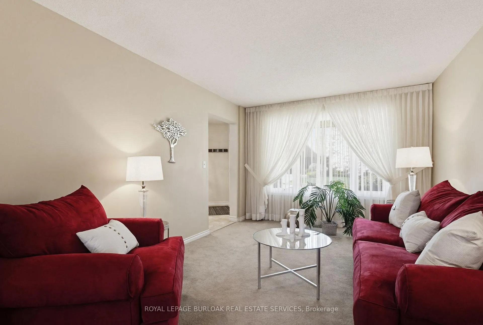 Photo 15 of 106 Maple Drive, Hamilton, Stoney Creek — HOMEH