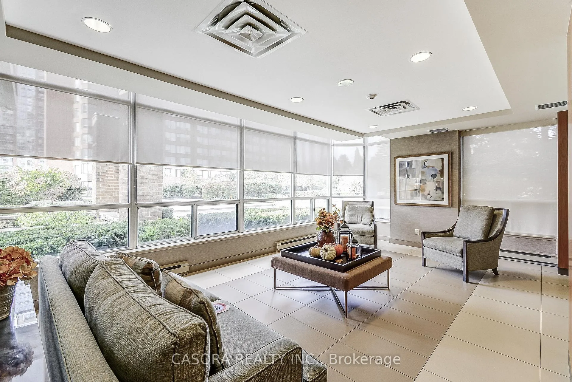 Photo 4 of Unit 1112, 1276 Maple Crossing Boulevard, Burlington, Brant — HOMEH