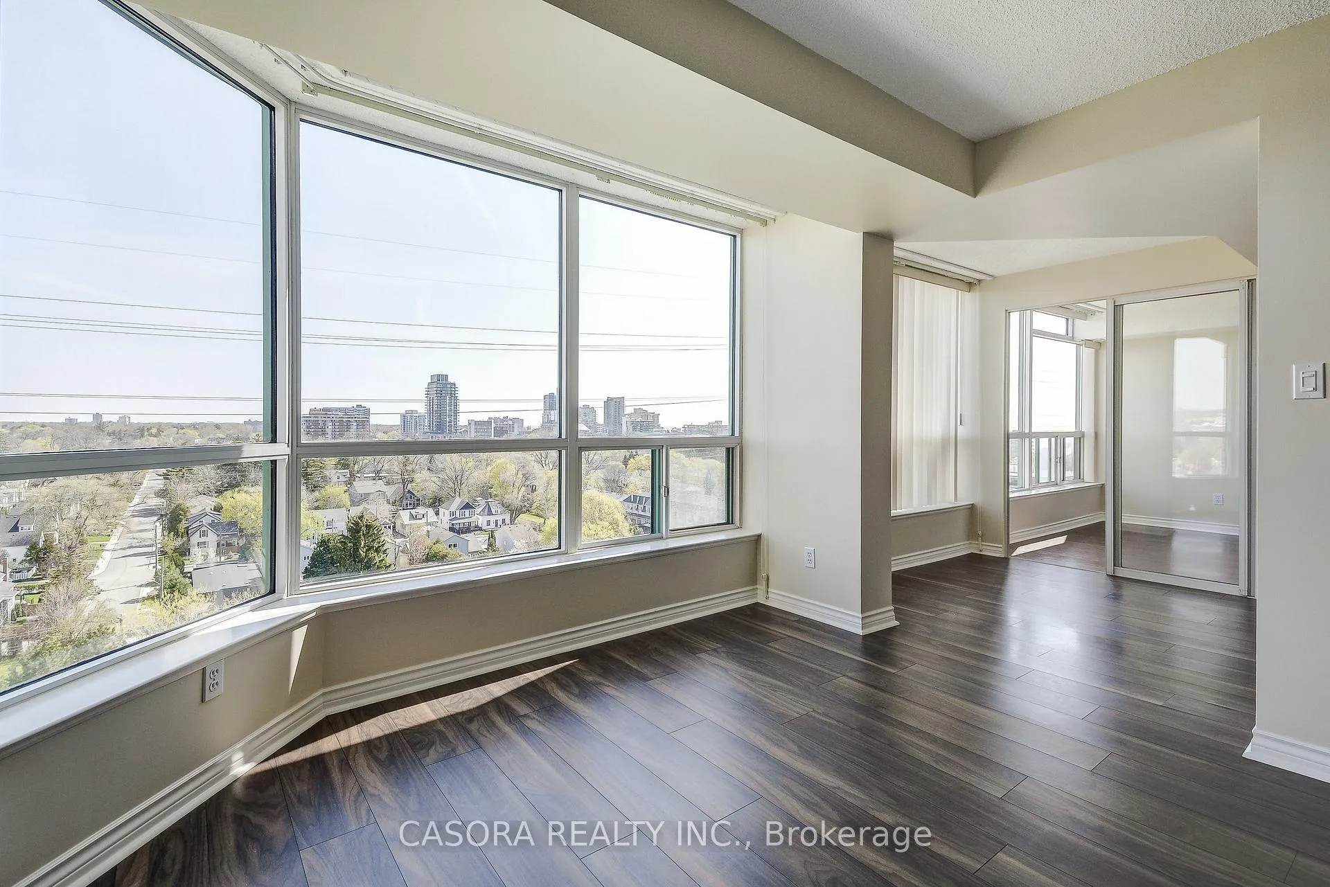 Photo 10 of Unit 1112, 1276 Maple Crossing Boulevard, Burlington, Brant — HOMEH
