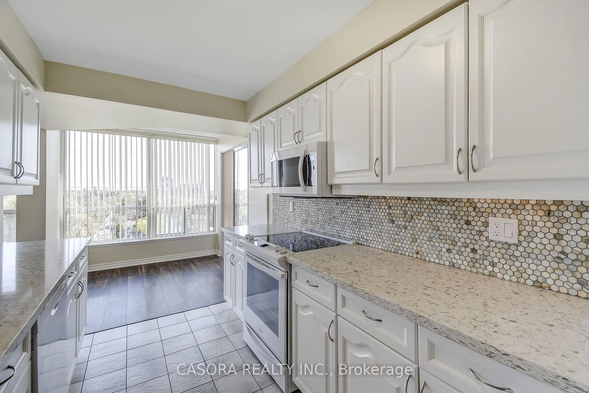 Photo 19 of Unit 1112, 1276 Maple Crossing Boulevard, Burlington, Brant — HOMEH
