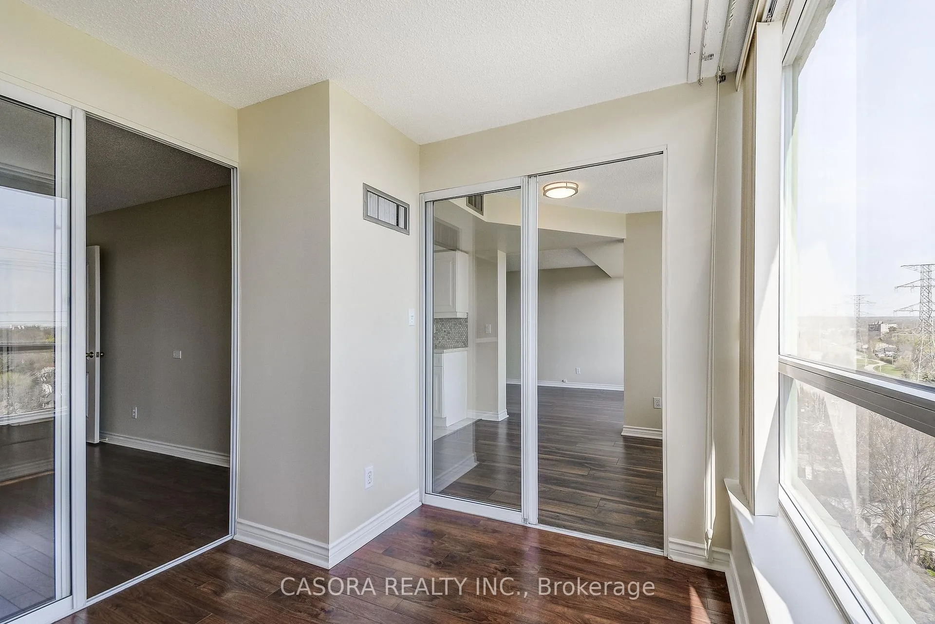 Photo 27 of Unit 1112, 1276 Maple Crossing Boulevard, Burlington, Brant — HOMEH