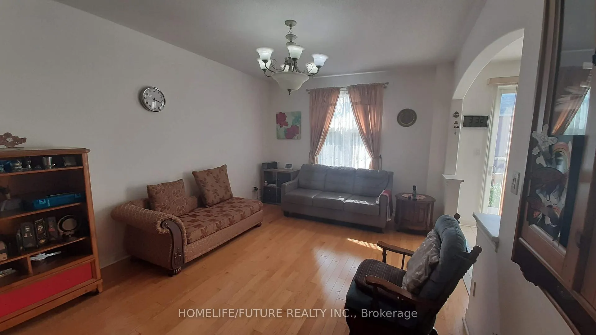 Photo 4 of 72 Sharon Lee Drive, Markham, Berczy — HOMEH