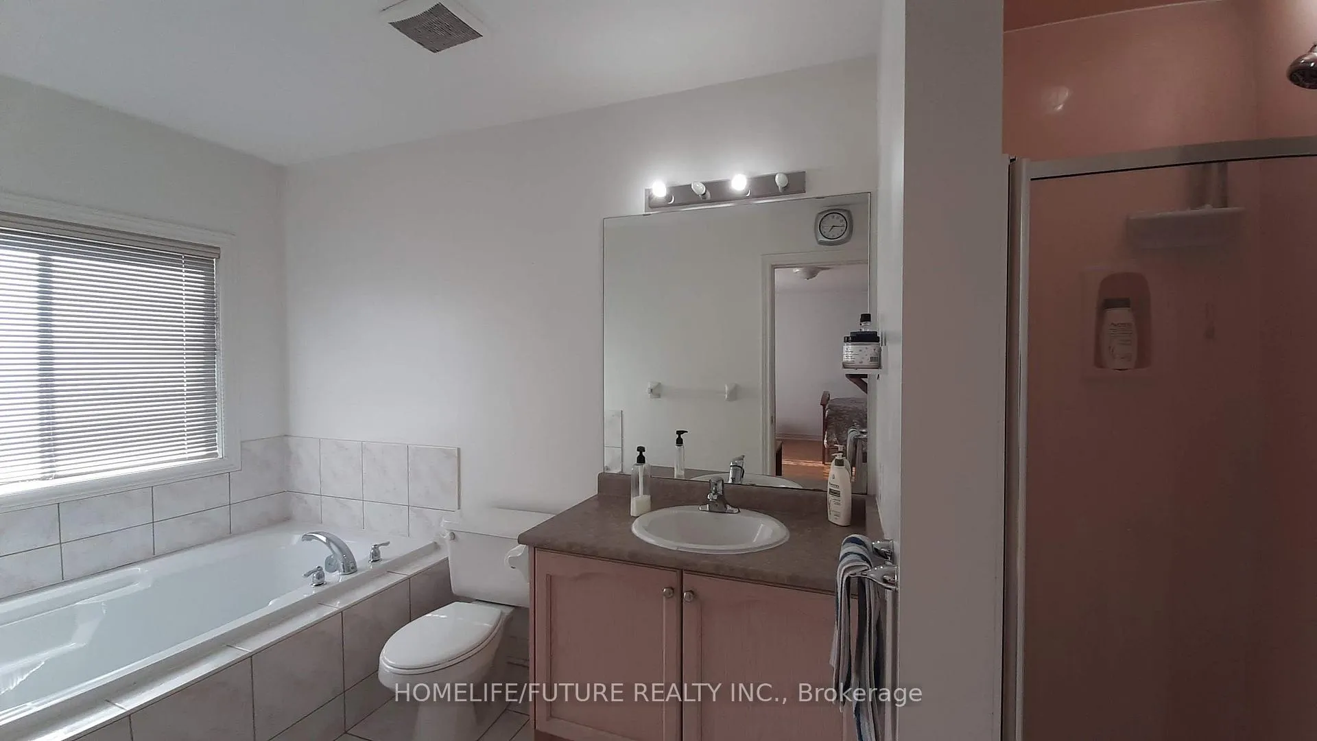 Photo 19 of 72 Sharon Lee Drive, Markham, Berczy — HOMEH