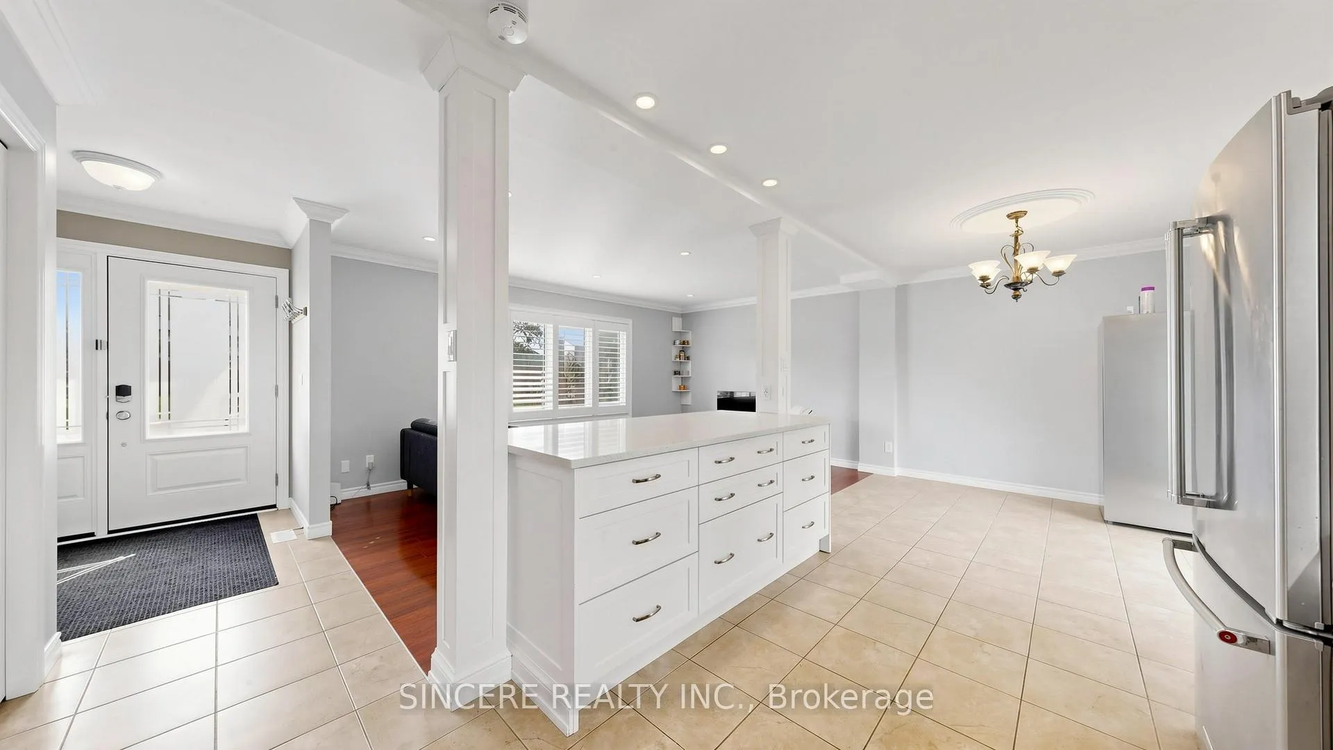 Photo 14 of 592 Canewood Crescent, Waterloo, Lakeshore Village — HOMEH