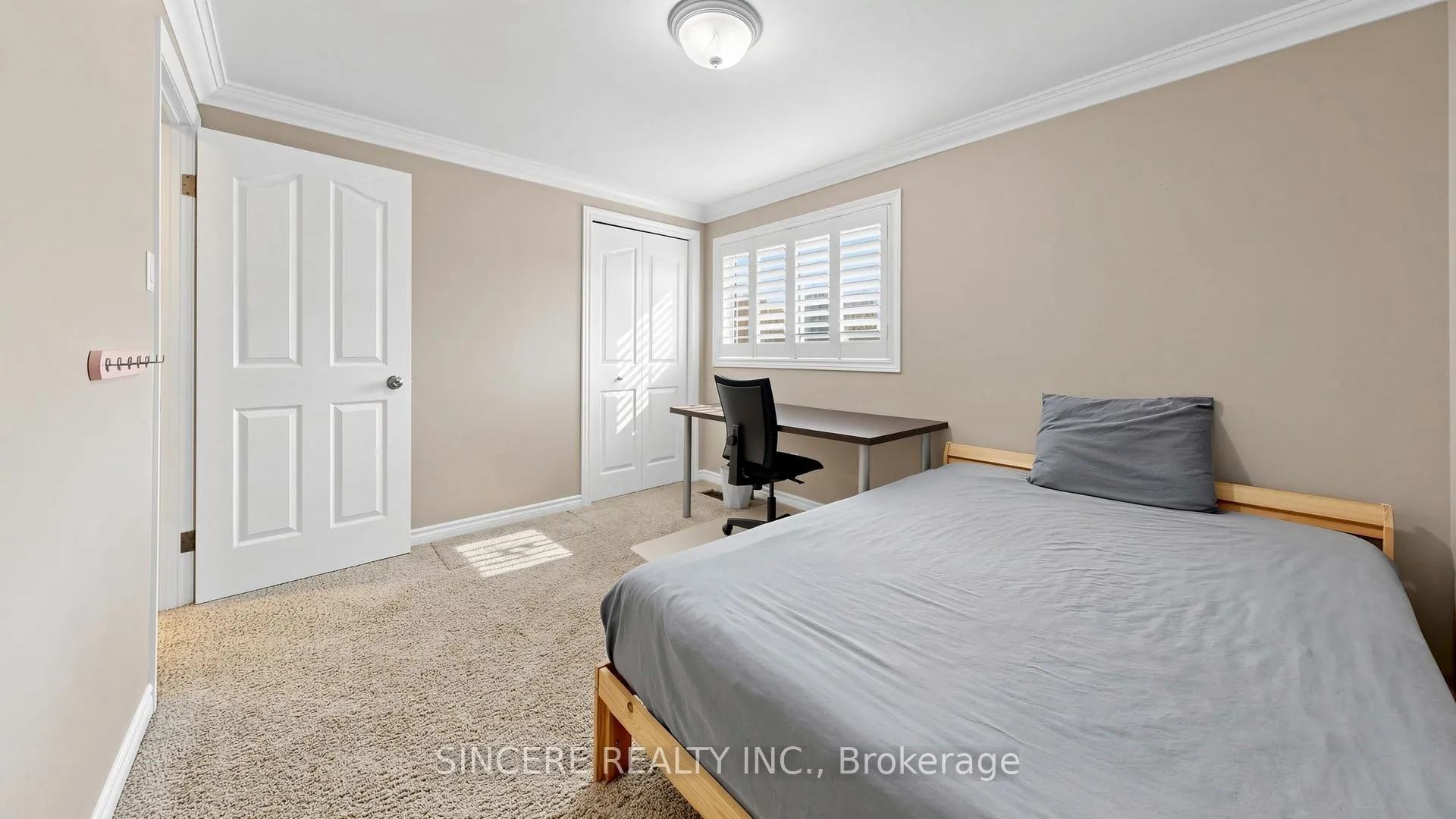 Photo 29 of 592 Canewood Crescent, Waterloo, Lakeshore Village — HOMEH