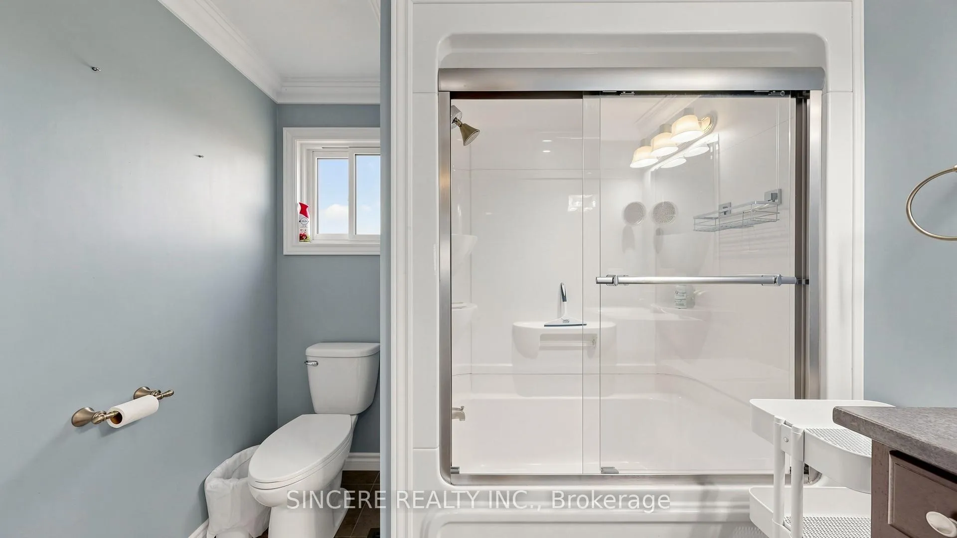 Photo 32 of 592 Canewood Crescent, Waterloo, Lakeshore Village — HOMEH