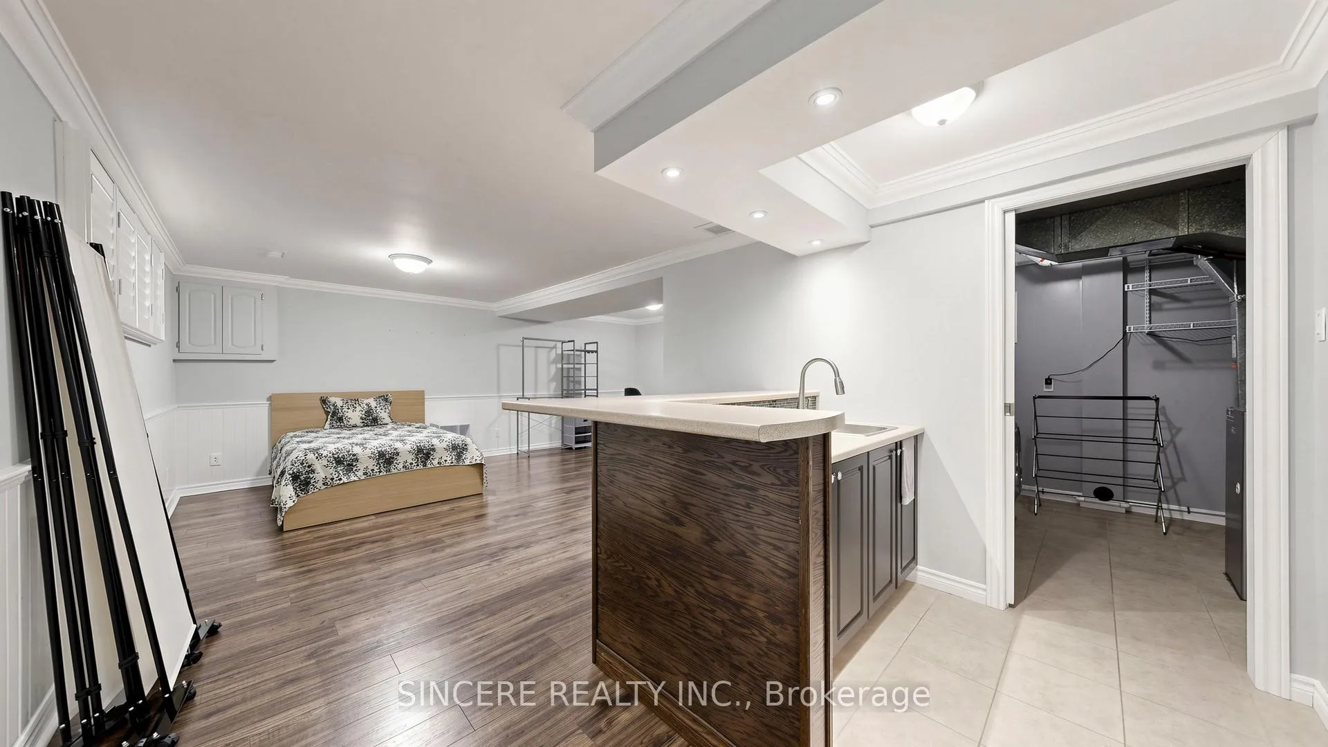 Photo 34 of 592 Canewood Crescent, Waterloo, Lakeshore Village — HOMEH