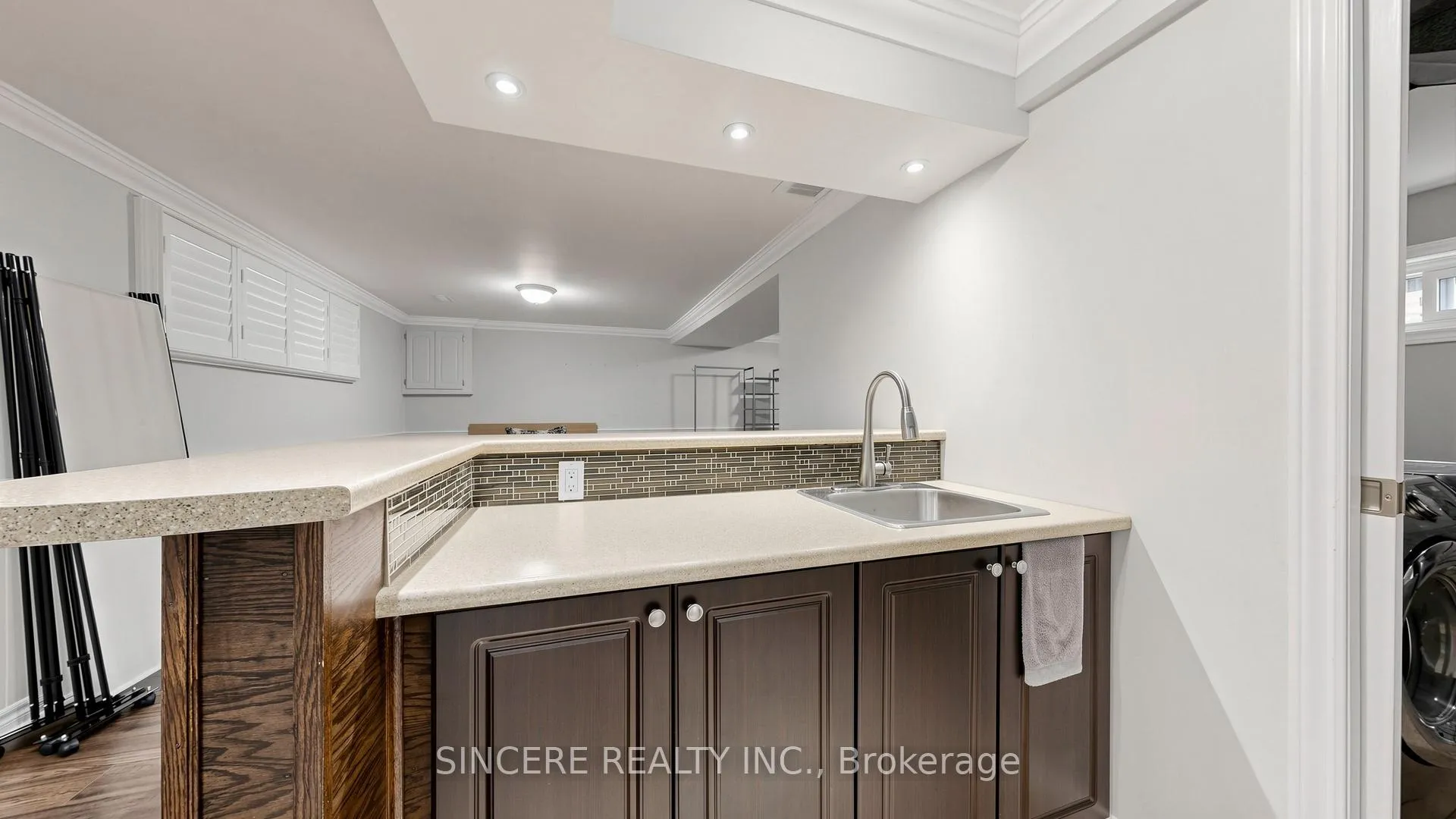 Photo 36 of 592 Canewood Crescent, Waterloo, Lakeshore Village — HOMEH