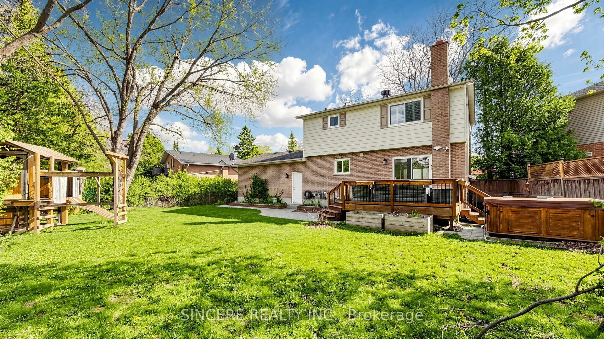 Photo 48 of 592 Canewood Crescent, Waterloo, Lakeshore Village — HOMEH