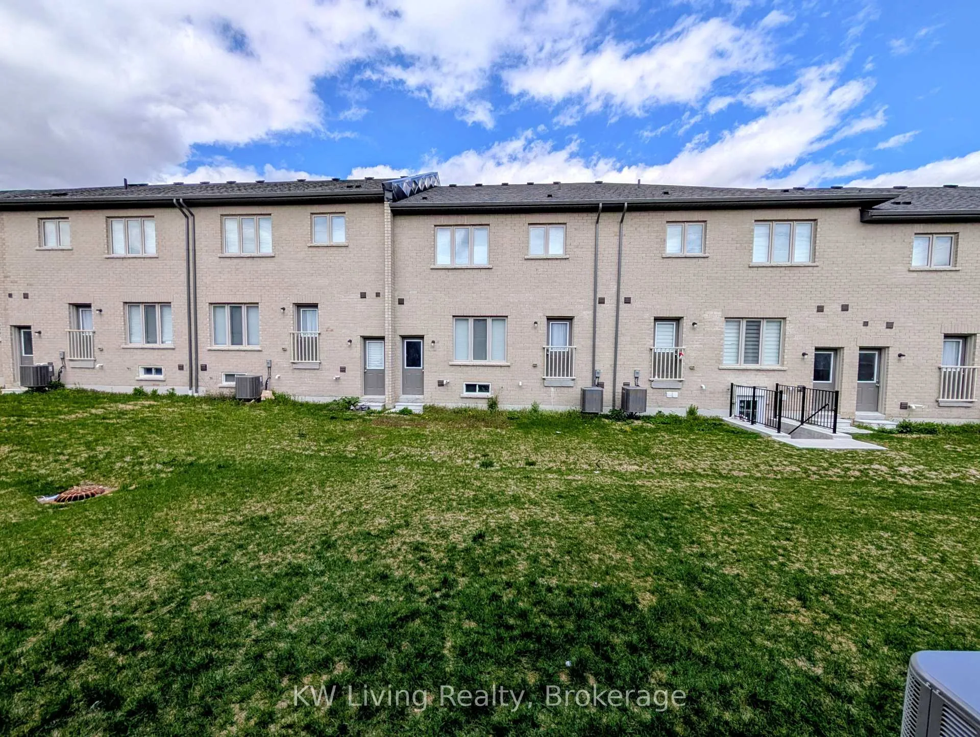 Photo 35 of 1118 Cameo Street, Pickering, Rural Pickering — HOMEH