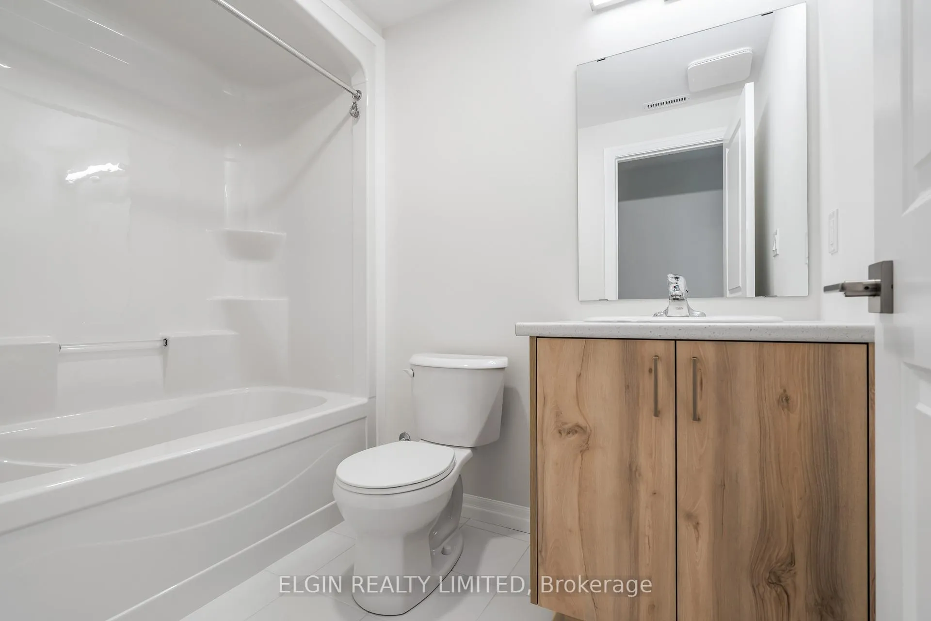 Photo 38 of 37 Hemlock Crescent, Aylmer — HOMEH